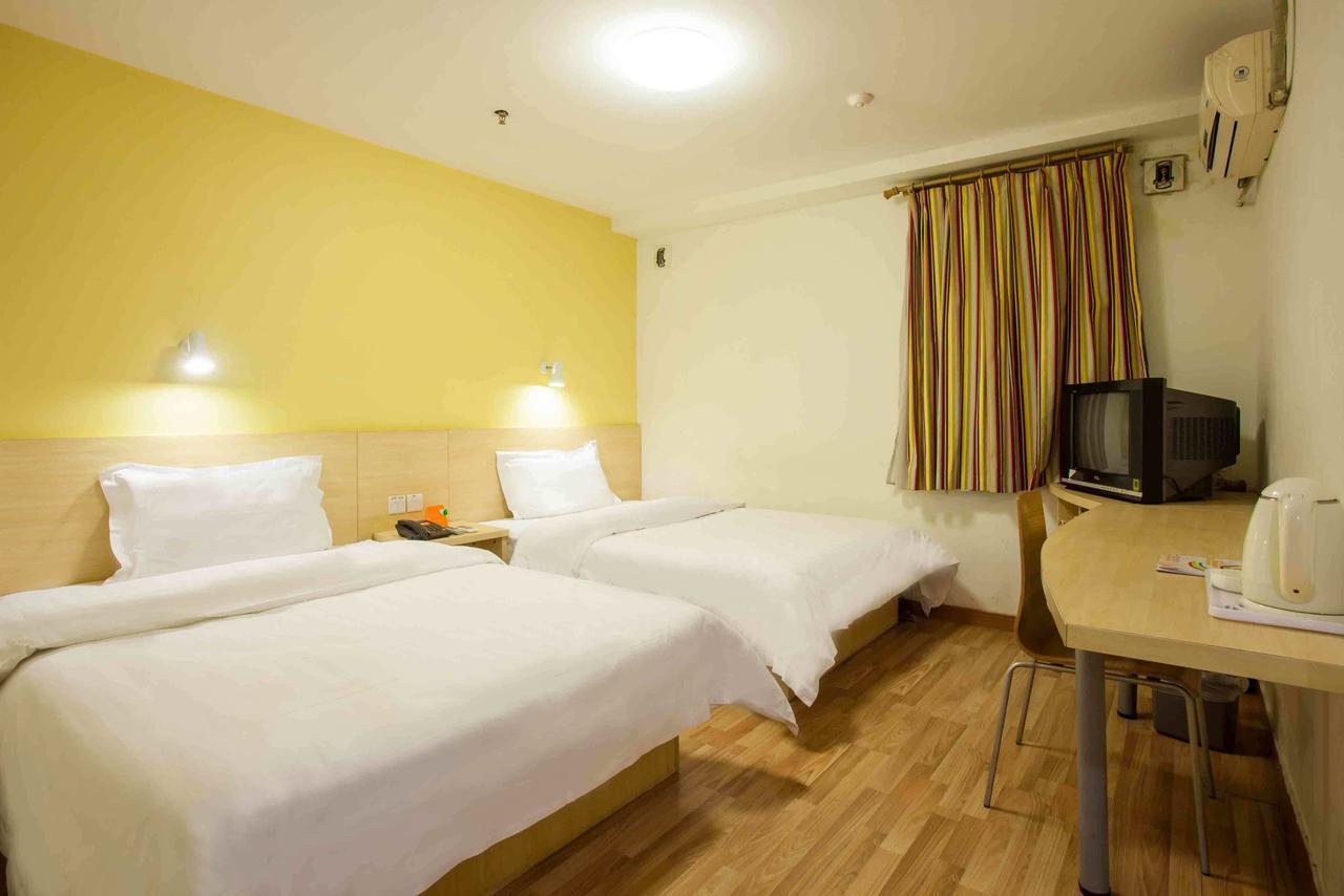 7 Days Inn Yangjiang Xinyue International Studio Camera foto